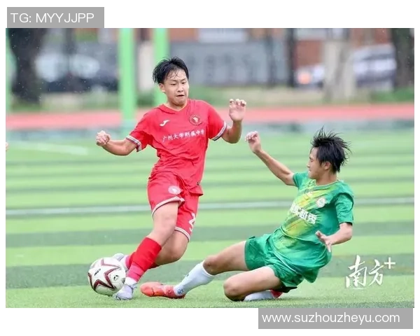 帅哥足球明星们的精彩瞬间与风采展示，尽显运动魅力与青春活力